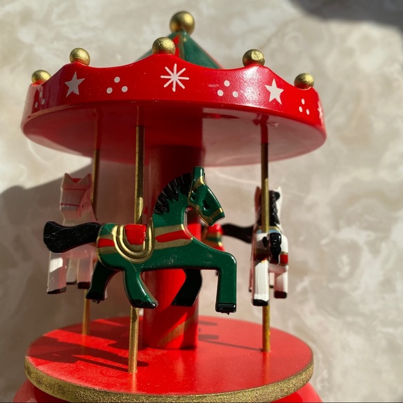 NWT Danish Wooden Musical 🎶 Carousel 🎅 - Picture 4 of 9